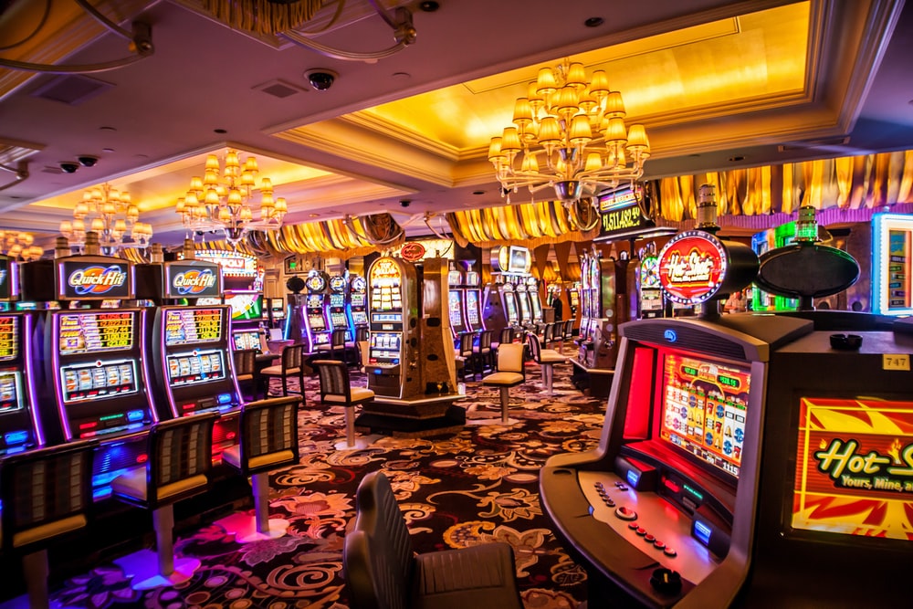 Come On In and Spin the Slot Machine – Who Knows What You’ll Win!