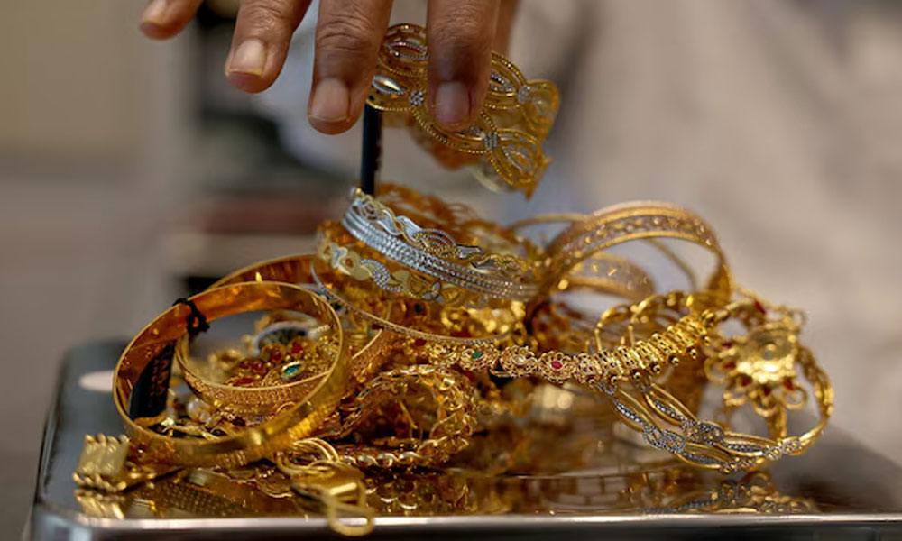 Understanding the Authenticity Check Process in Old Gold Selling